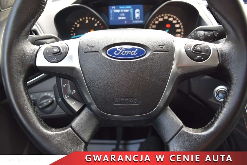 Ford Kuga 2.0 TDCi 2x4 Titanium - 15