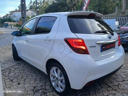 Toyota Yaris 1.5 HSD Sport +P.Techno+P.Luxury - 5