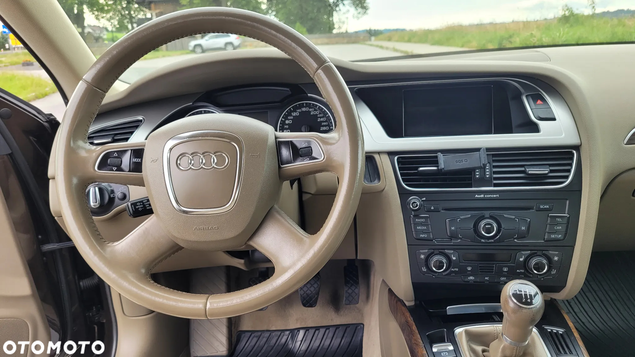 Audi A4 Allroad 2.0 TDI Quattro - 8