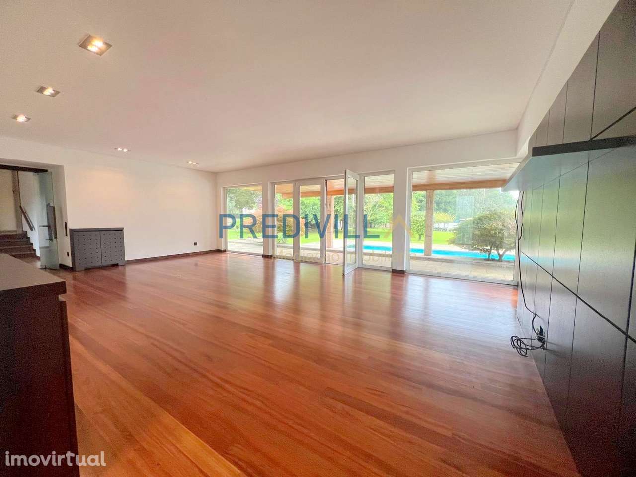 Moradia Isolada T5 Venda em Vilar de Pinheiro,Vila do Conde - Grande imagem: 2/60