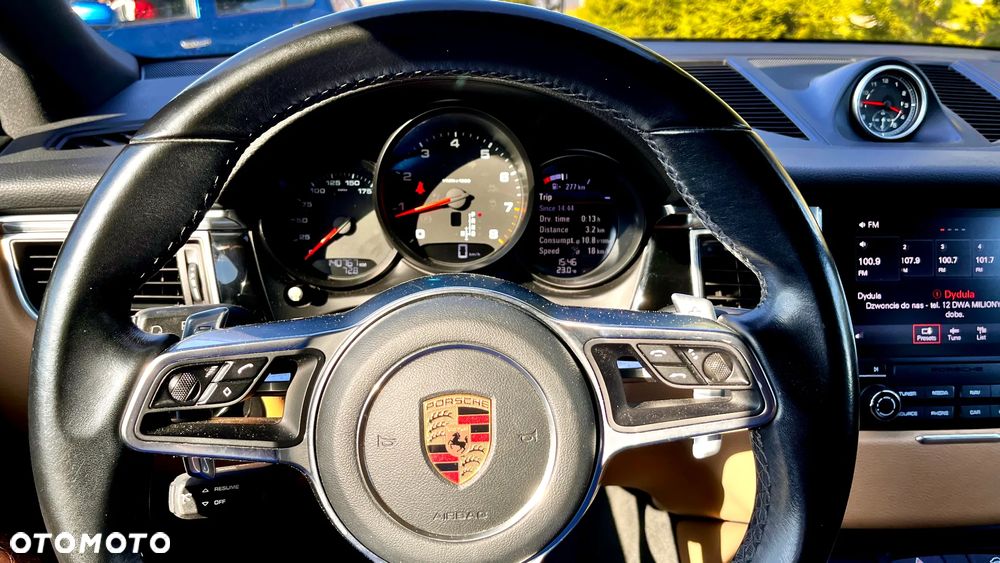 Porsche Macan - 25