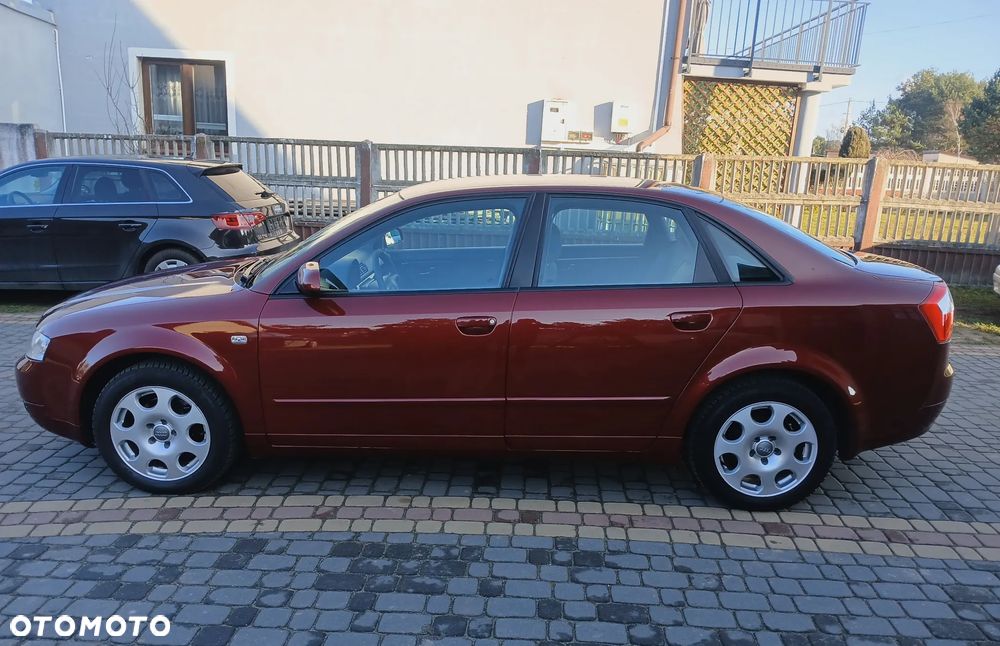 Audi A4 Limousine 2 - 10