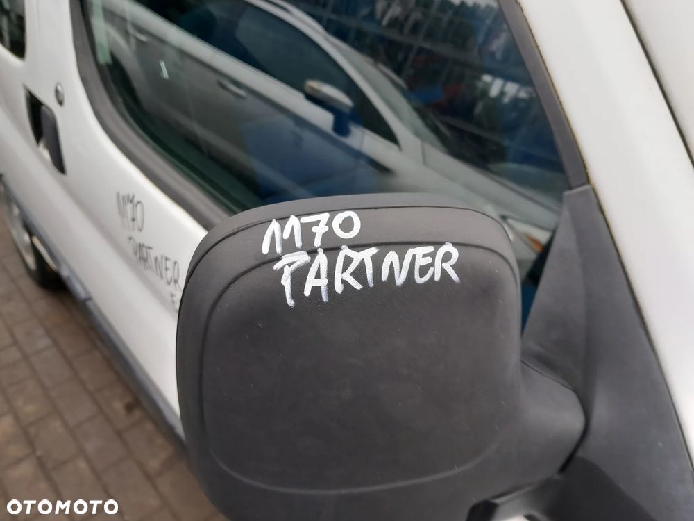 PEUGEOT PARTNER LUSTERKO PRAWE PRZEDNIE MANUALNE - 2