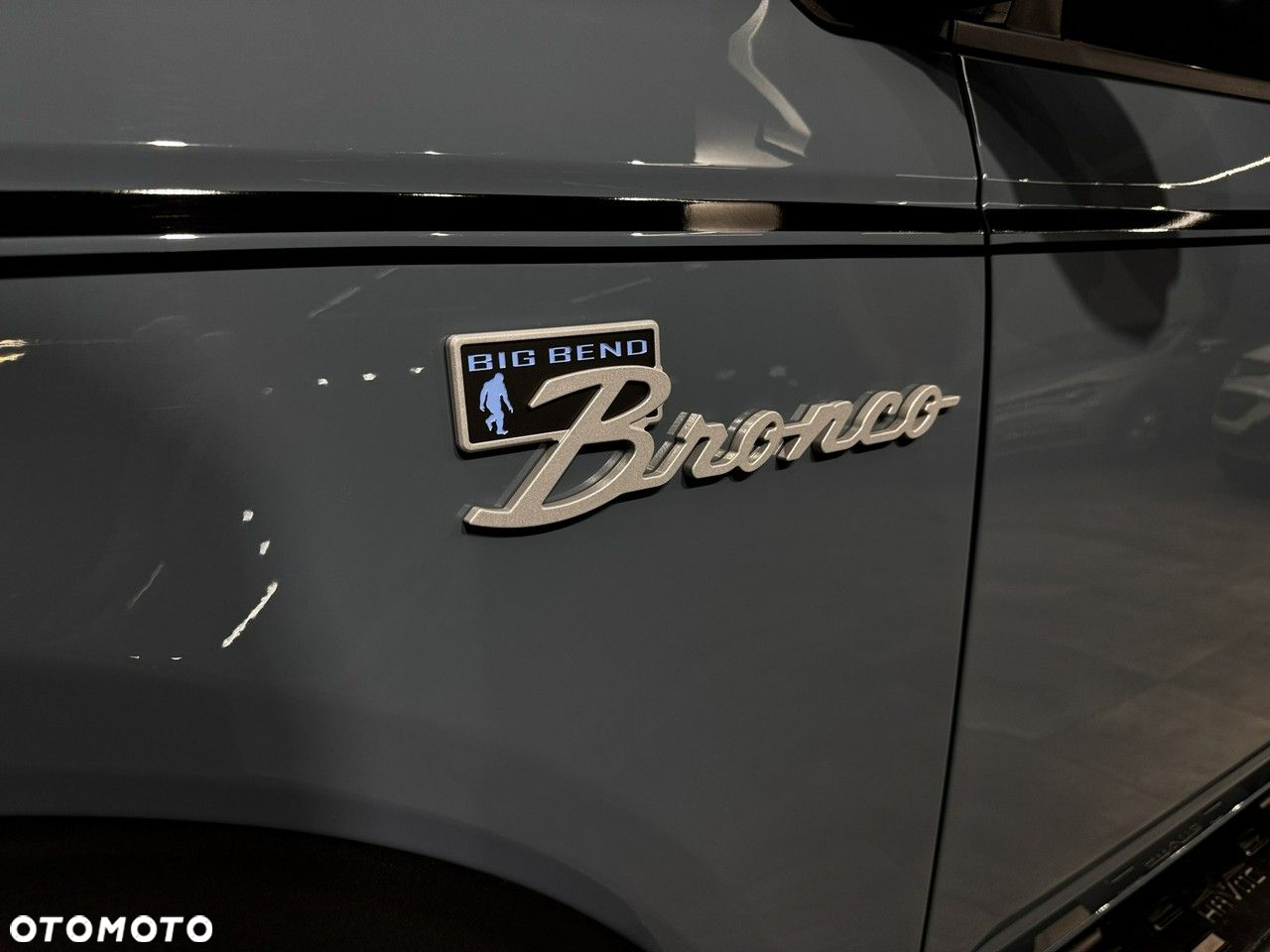 Ford Bronco - 13