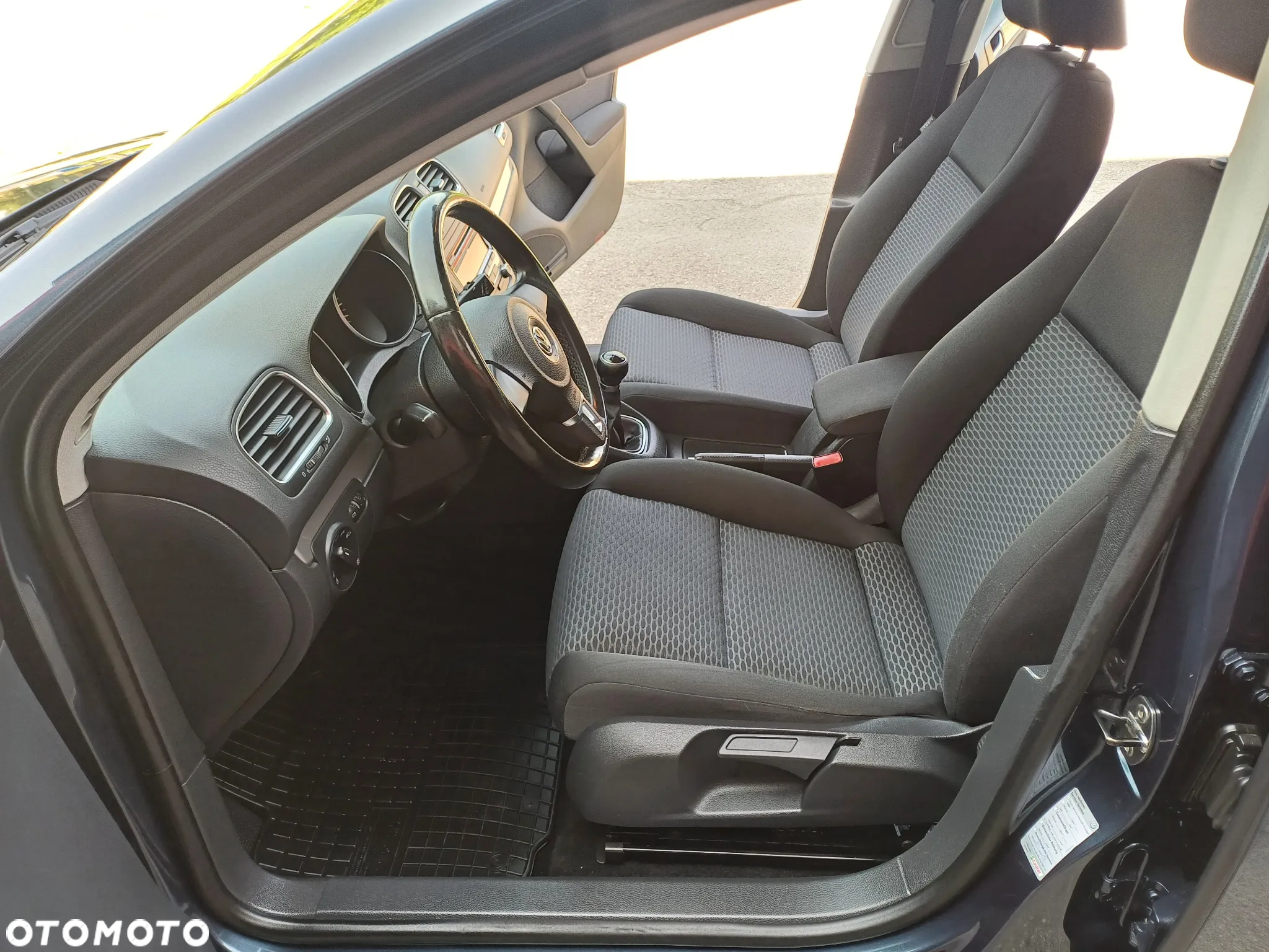 Volkswagen Golf 1.6 Trendline - 12