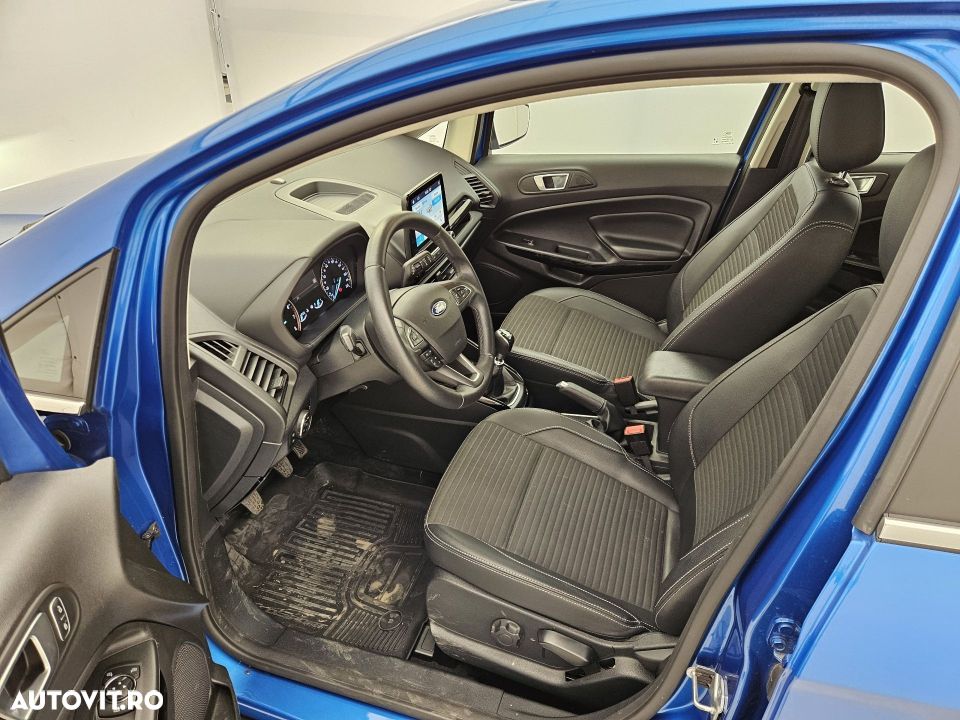 Ford EcoSport - 9
