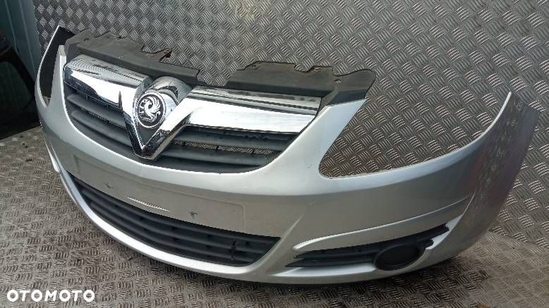 ZDERZAK PRZEDNI OPEL CORSA D - 3
