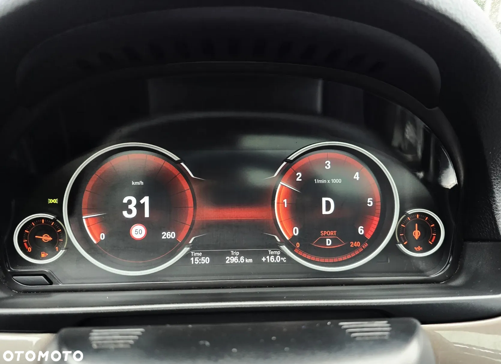 BMW Seria 5 520d xDrive Luxury Line sport - 9