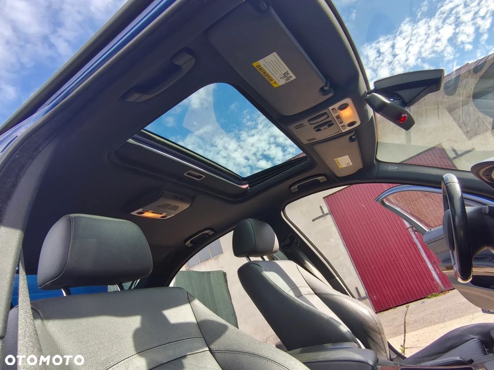 BMW Seria 3 - 36