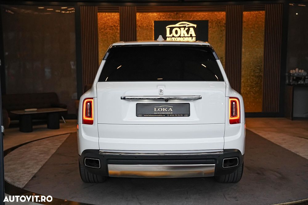Rolls-Royce Cullinan Standard - 16