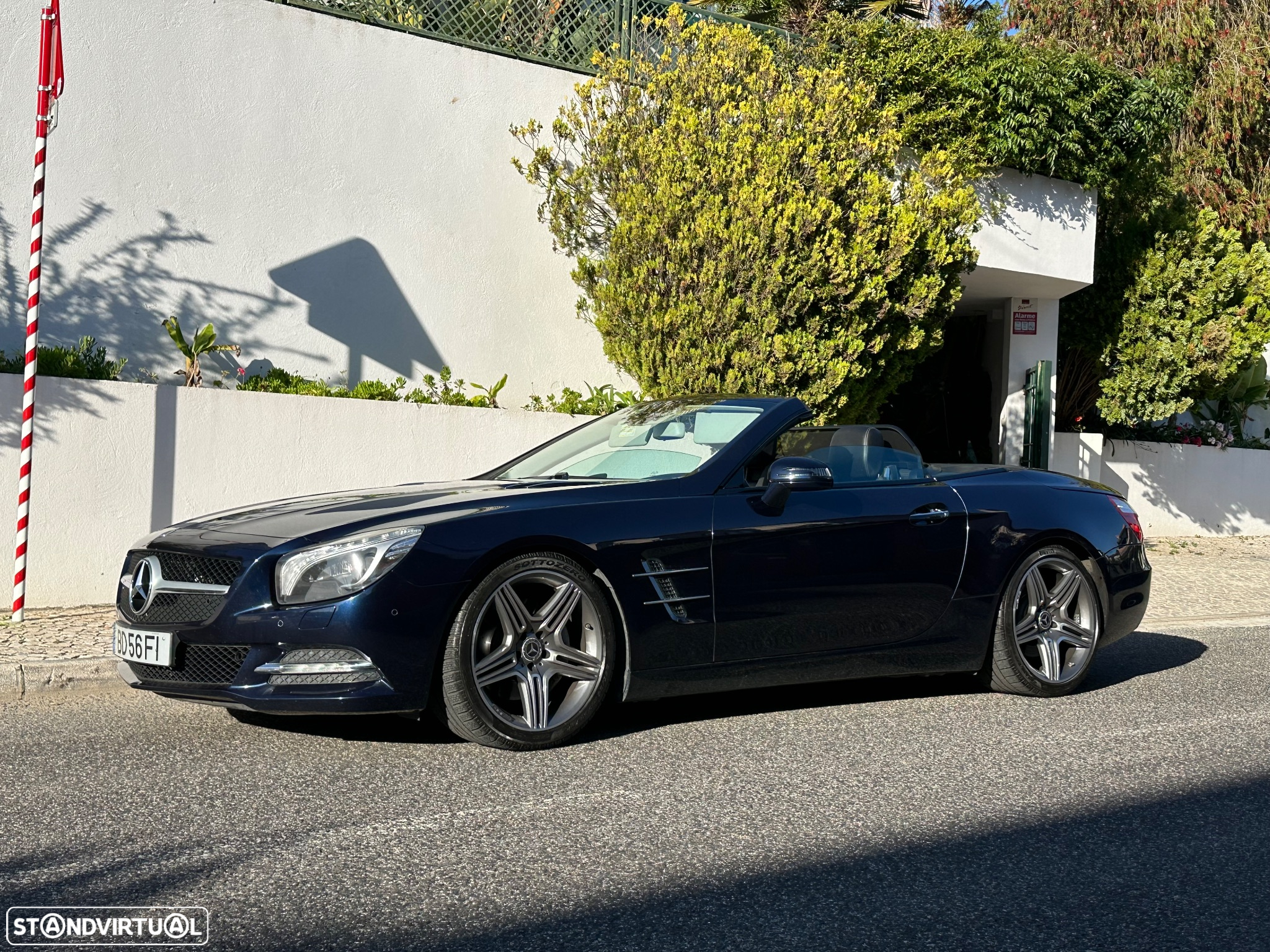 Mercedes-Benz SL 350 Standard - 38