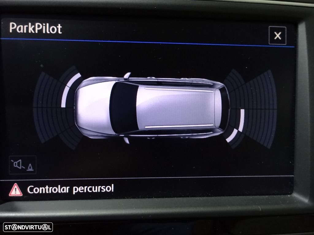 VW Passat Variant 2.0 TDi Highline - 19