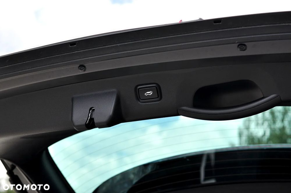 Kia Sportage - 16