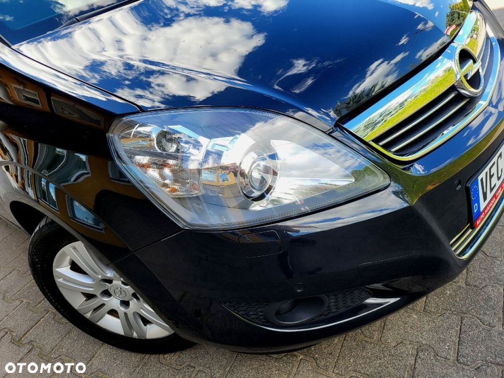 Opel Zafira - 23