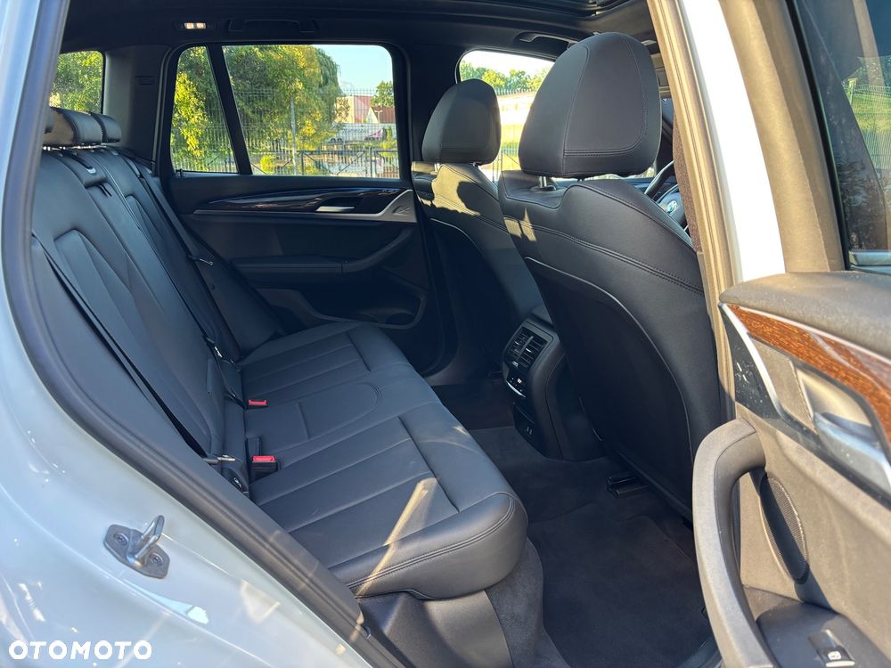 BMW X3 xDrive30e xLine - 16
