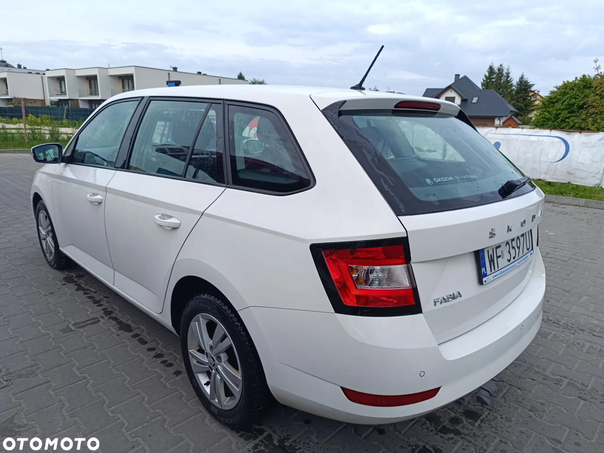 Skoda Fabia 1.0 TSI Ambition - 11