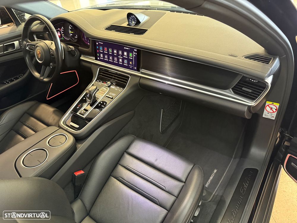 Porsche Panamera 4 E-Hybrid Platinum Edition com PDLS - 19
