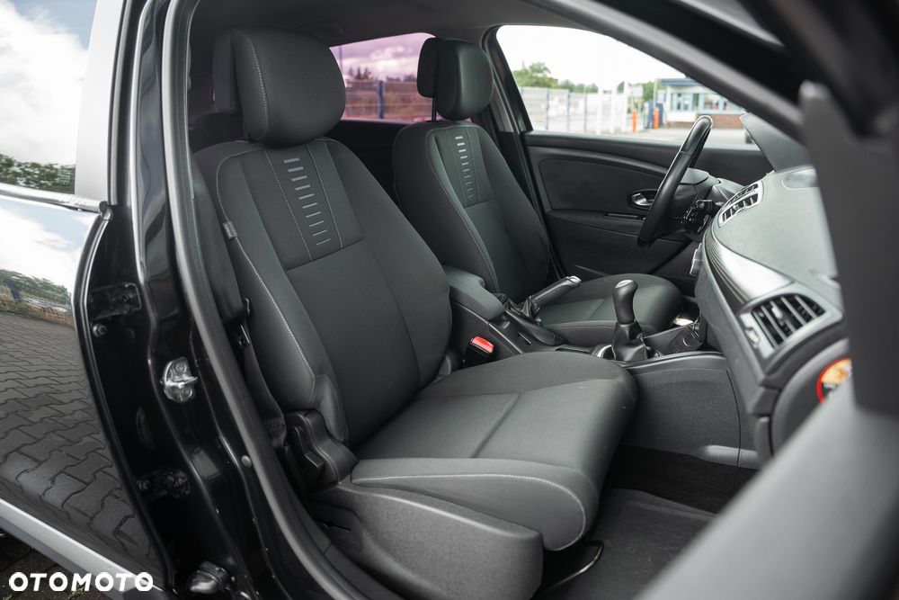 Renault Megane 1.5 dCi Expression - 26