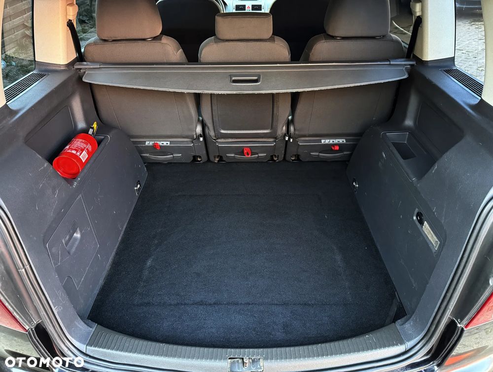 Volkswagen Touran 1.9 TDI Trendline - 26