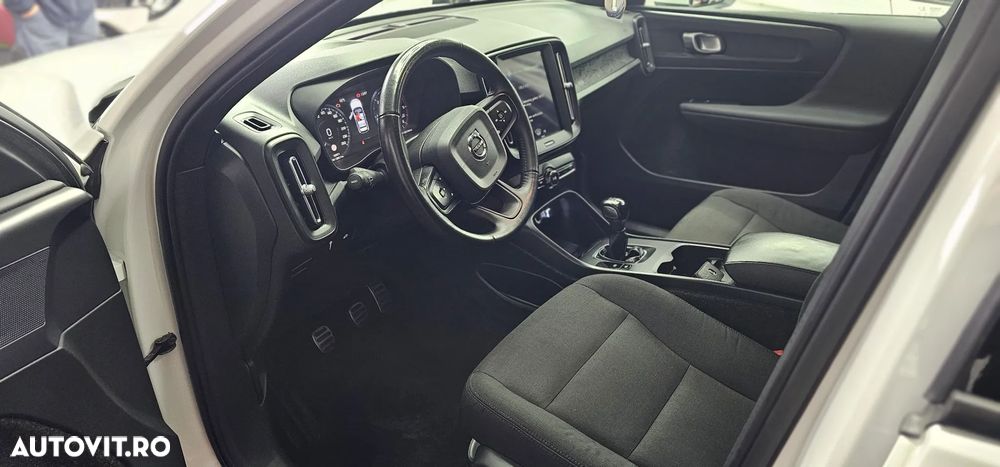 Volvo XC 40 D3 Momentum - 14