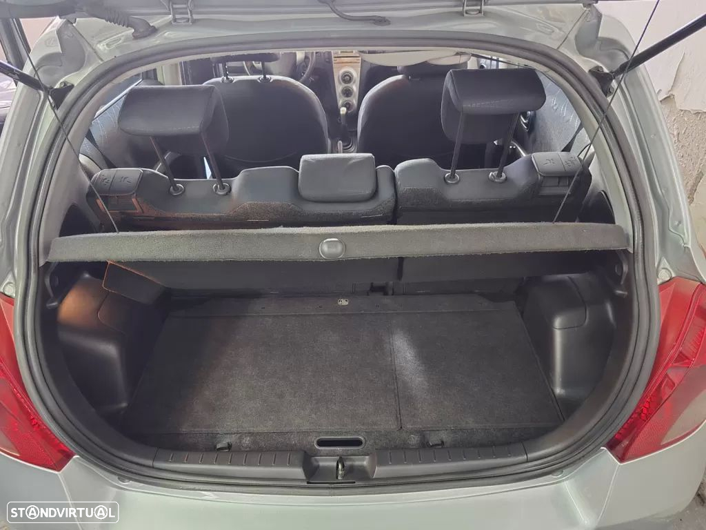Toyota Yaris 1.0 VVT-i Rock in Rio 08 - 10