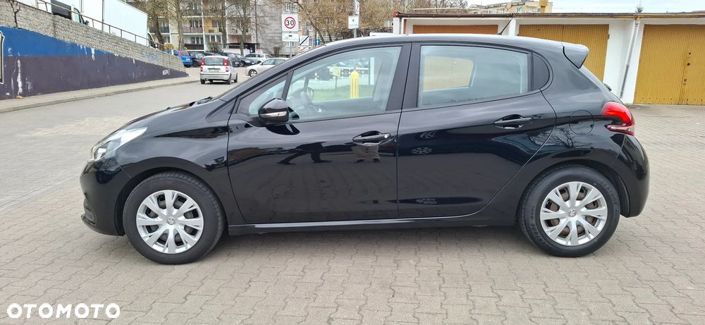 Peugeot 208 PureTech 82 Allure - 5