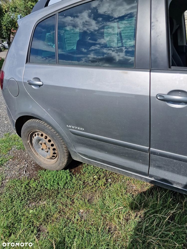 Drzwi  prawy tył vw golf V I VI plus w kolorze LA7T - 1