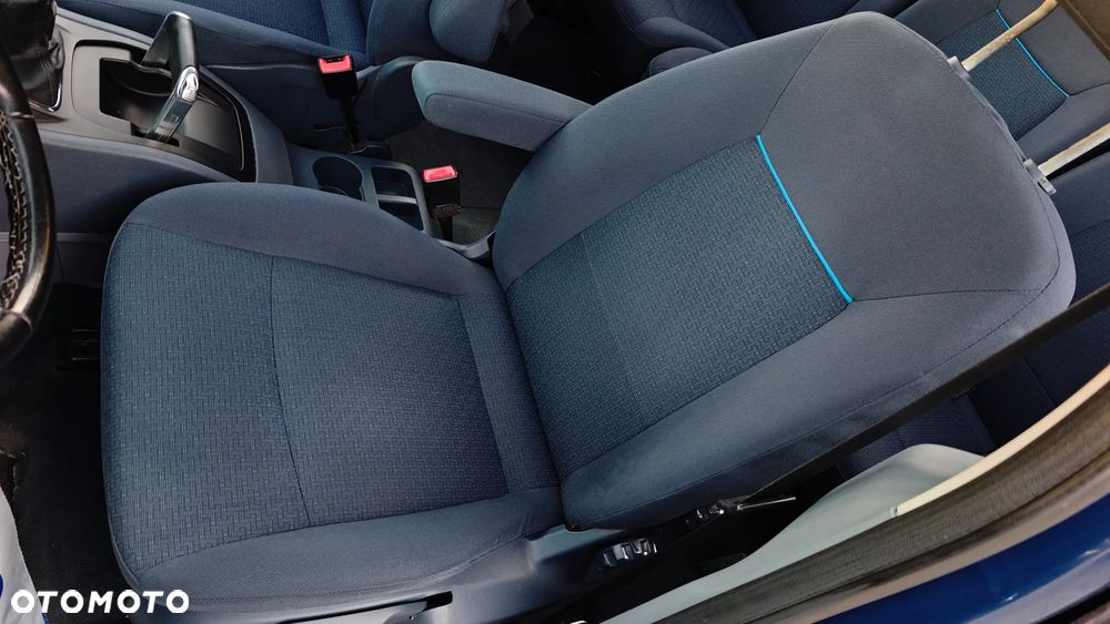 Ford Galaxy 2.0 Titanium - 11