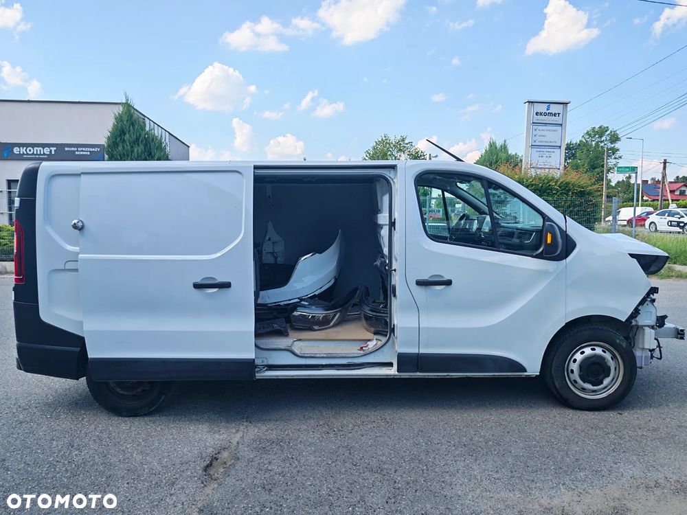 Renault TRAFIC - 12
