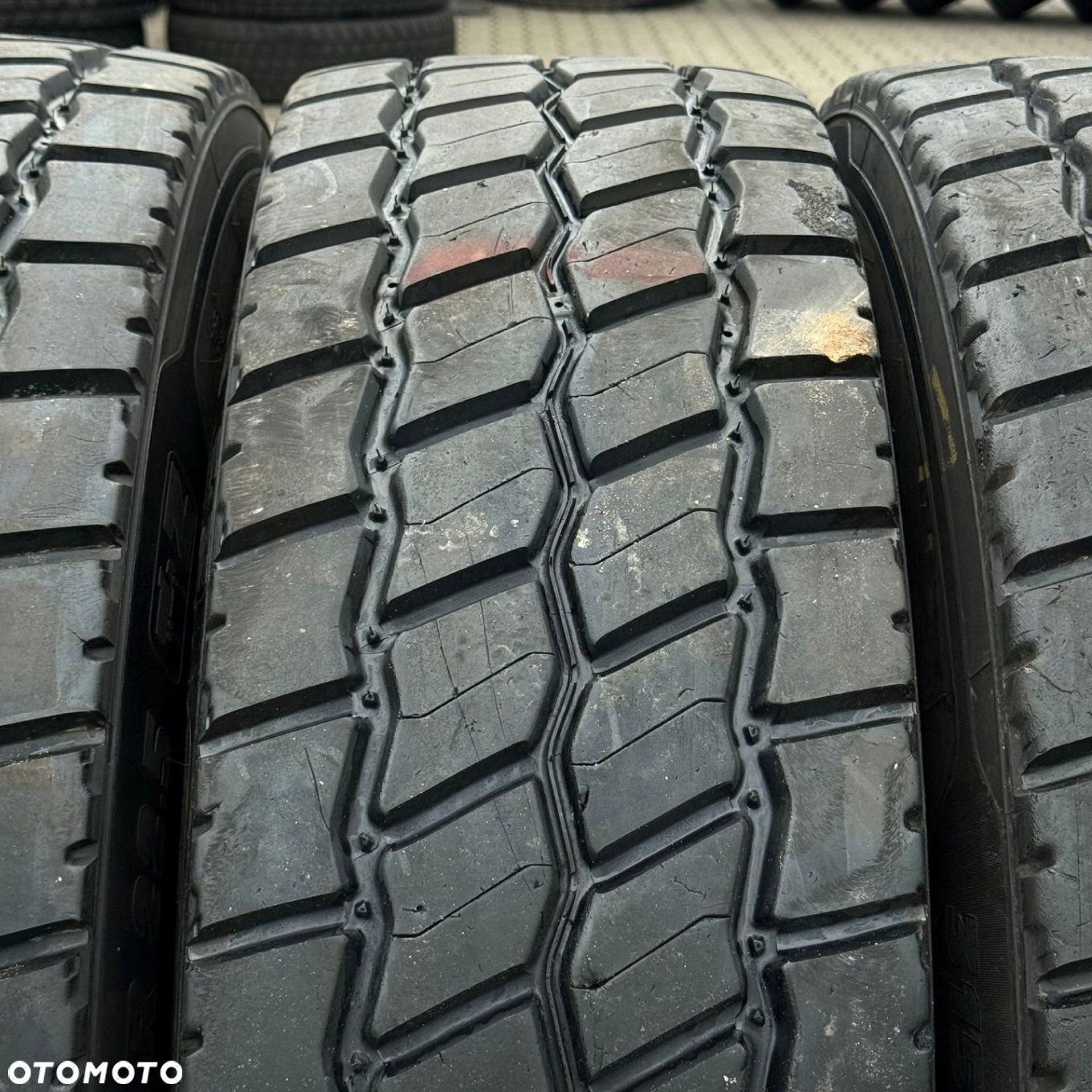 315/80R22.5 MICHELIN NAPĘD KOMPLET OPON NAPĘDOWYCH TYŁ 9-13mm TK557A - 3