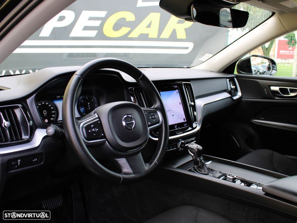 Volvo V60 2.0 D3 Momentum Plus Geartronic - 24