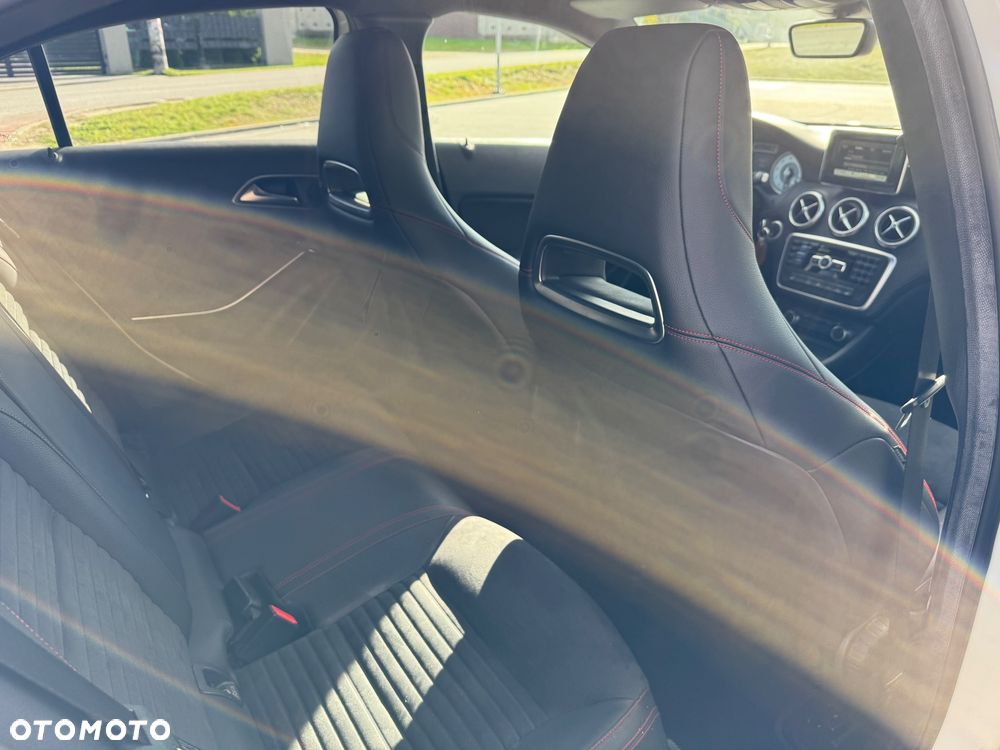Mercedes-Benz Klasa A 250 4-Matic Sport - 17