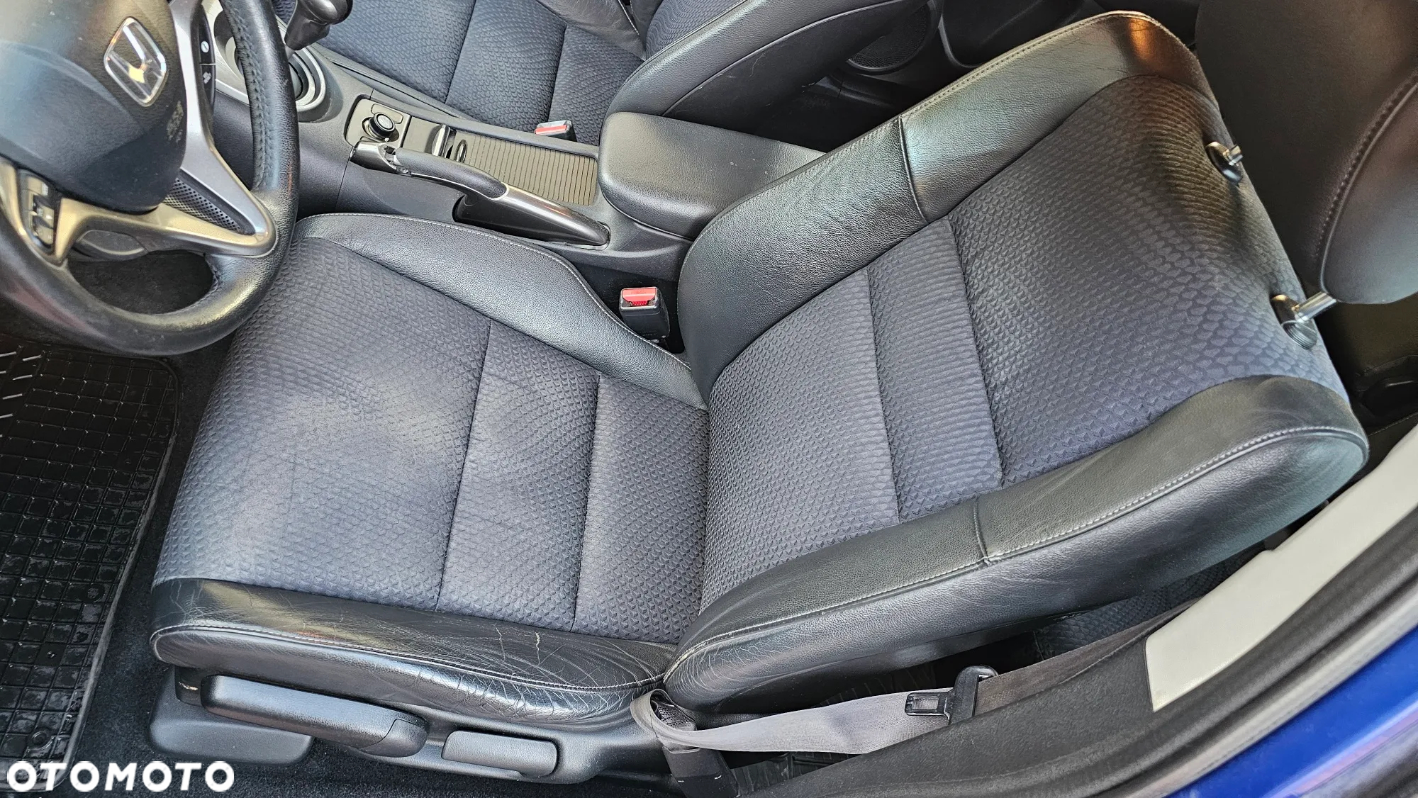 Honda Civic 1.4 i-VTEC Comfort - 32