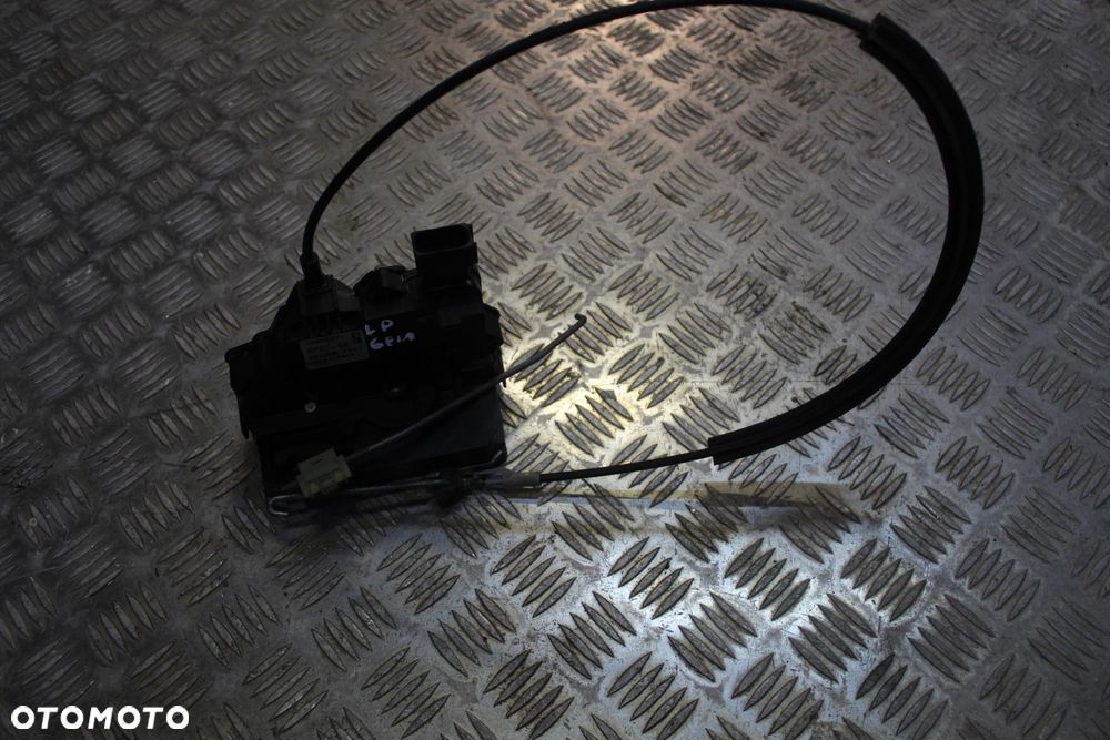 ZAMEK DRZWI LEWY PRZÓD 6 PIN OPEL CORSA D 13258271