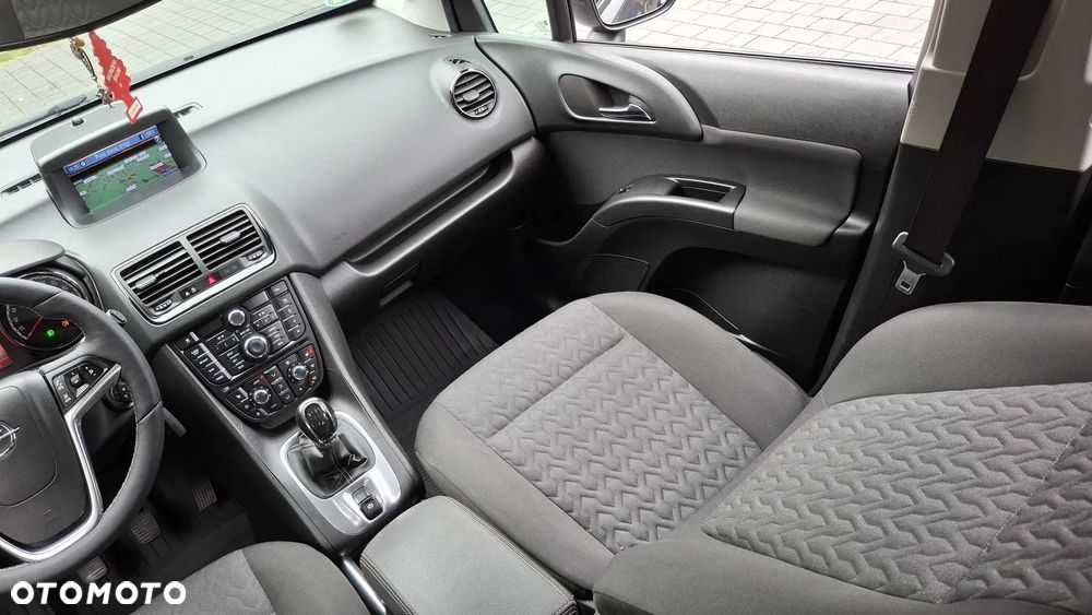 Opel Meriva - 13