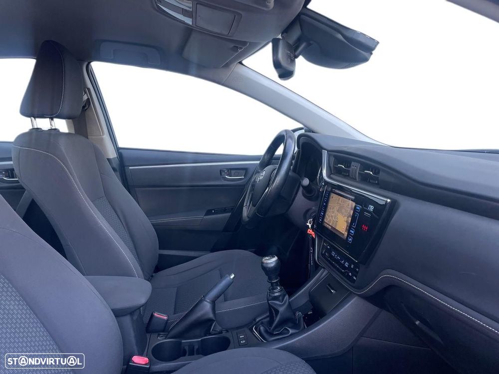 Toyota Corolla - 7