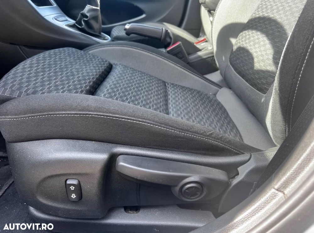 Opel Astra - 9