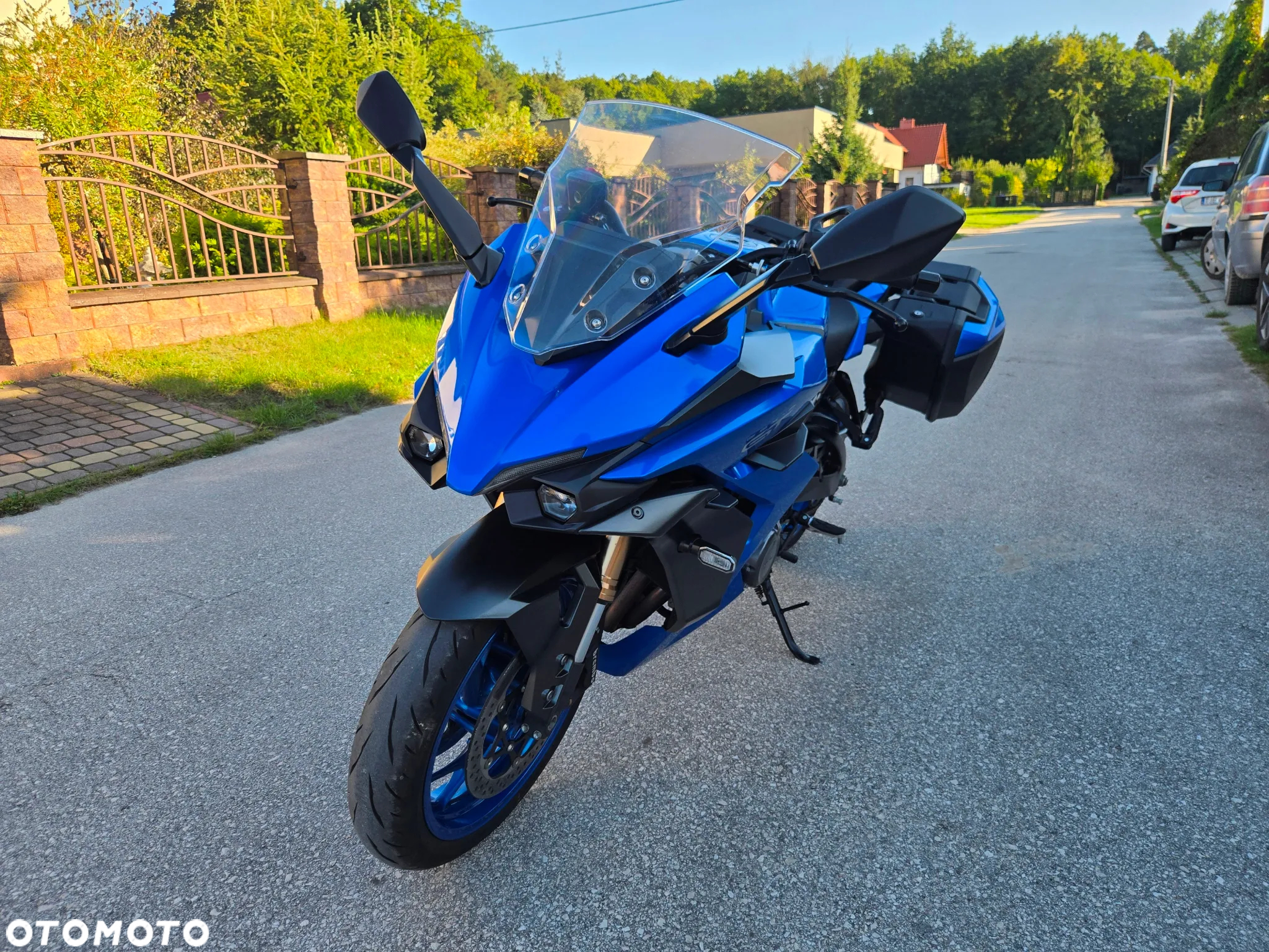 Suzuki GSX - 11