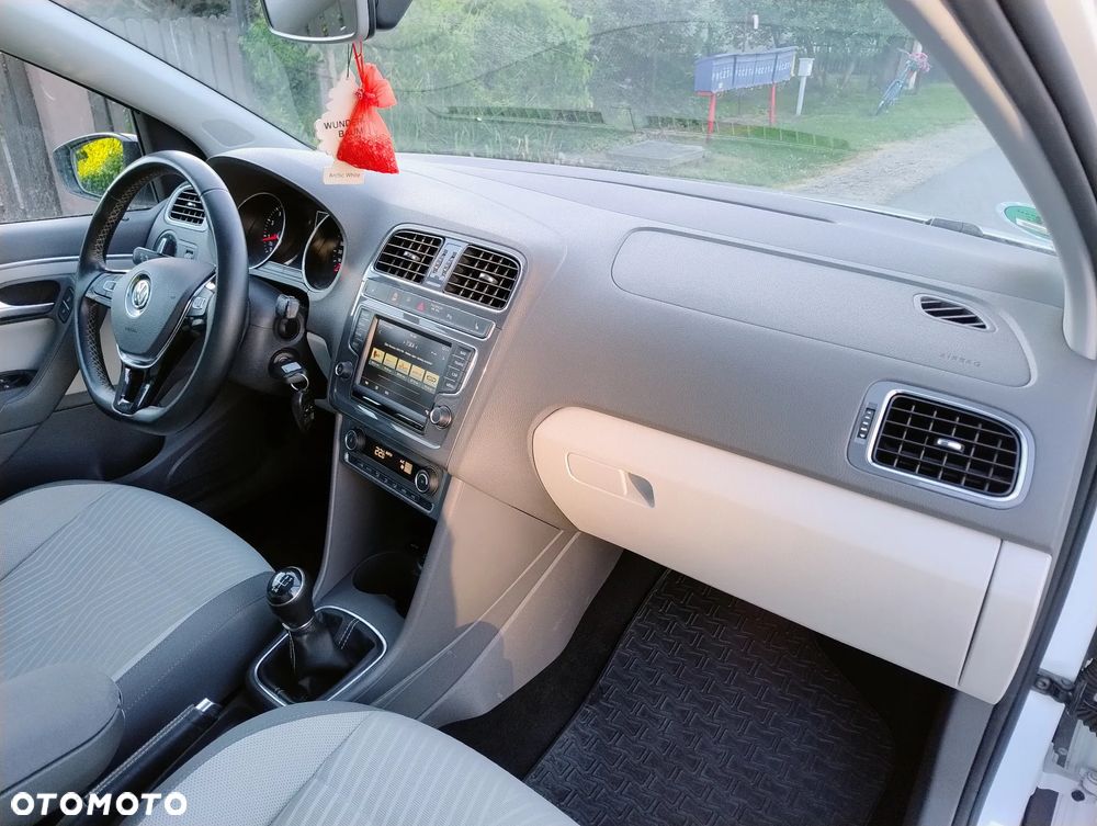 Volkswagen Polo 1.2 TSI Blue Motion Technology FRESH - 18