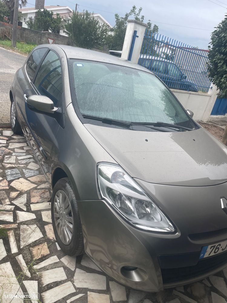 Renault Clio 1.2 16V Confort - 5