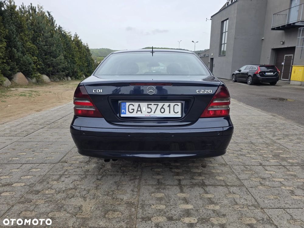 Mercedes-Benz Klasa C 220 T CDI Classic Starline - 7
