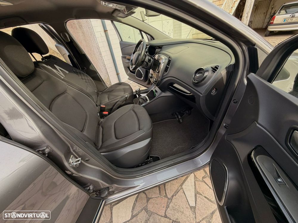 Renault Captur 0.9 TCE Exclusive - 13