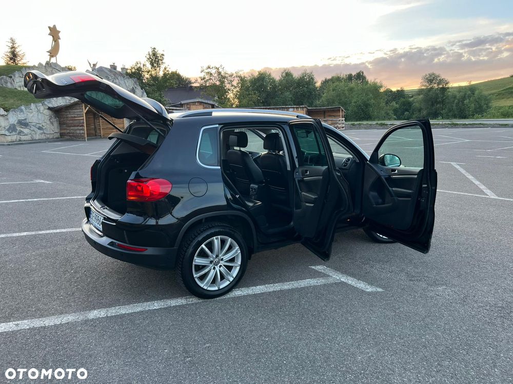 Volkswagen Tiguan 2.0 TDI DPF 4Motion BlueMotion Technology DSG Exclusive - 9