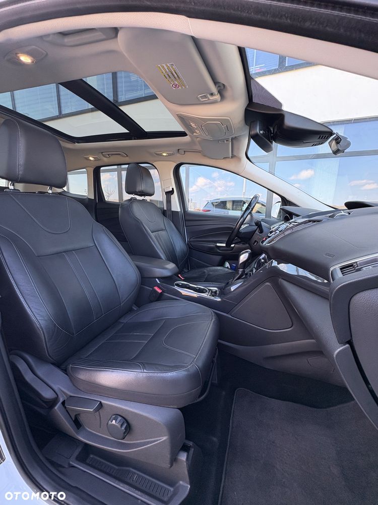 Ford Kuga - 13