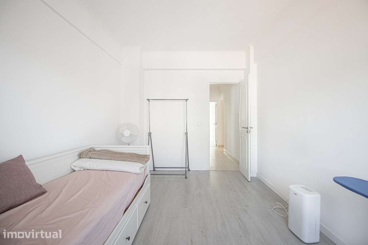 Apartamento T3 com sala dupla em Carnaxide - Grande imagem: 4/31