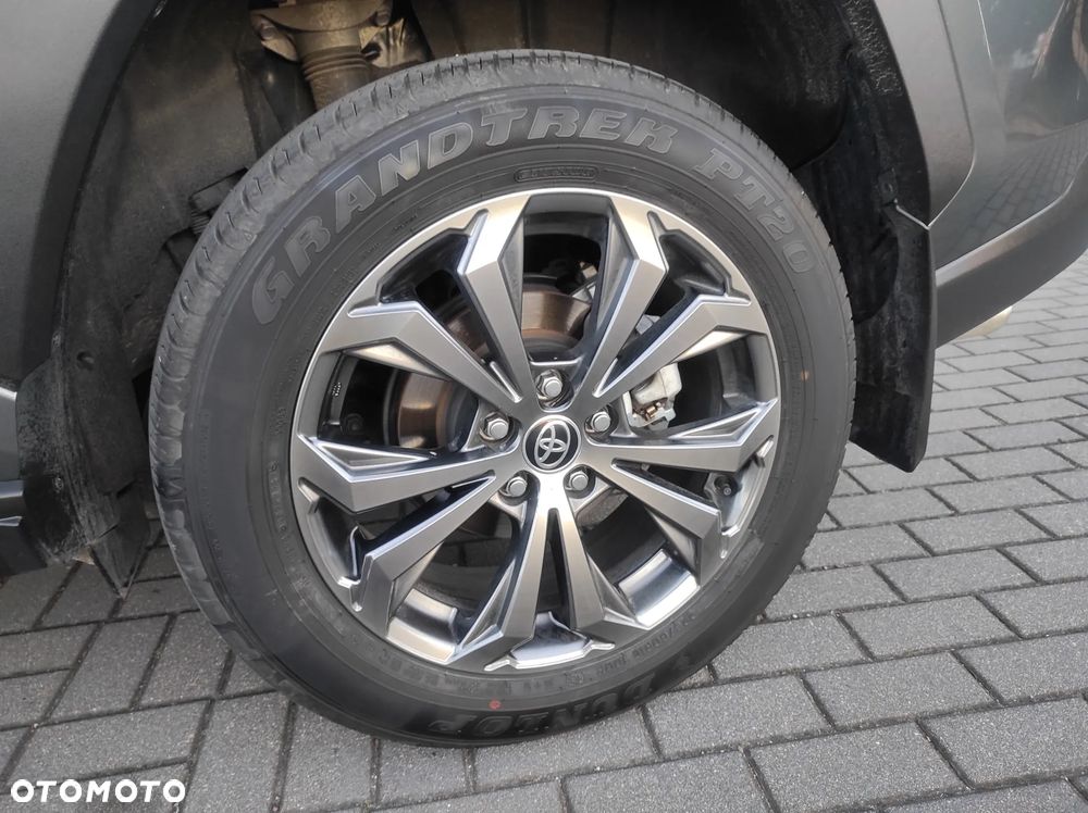 Toyota RAV4 - 10
