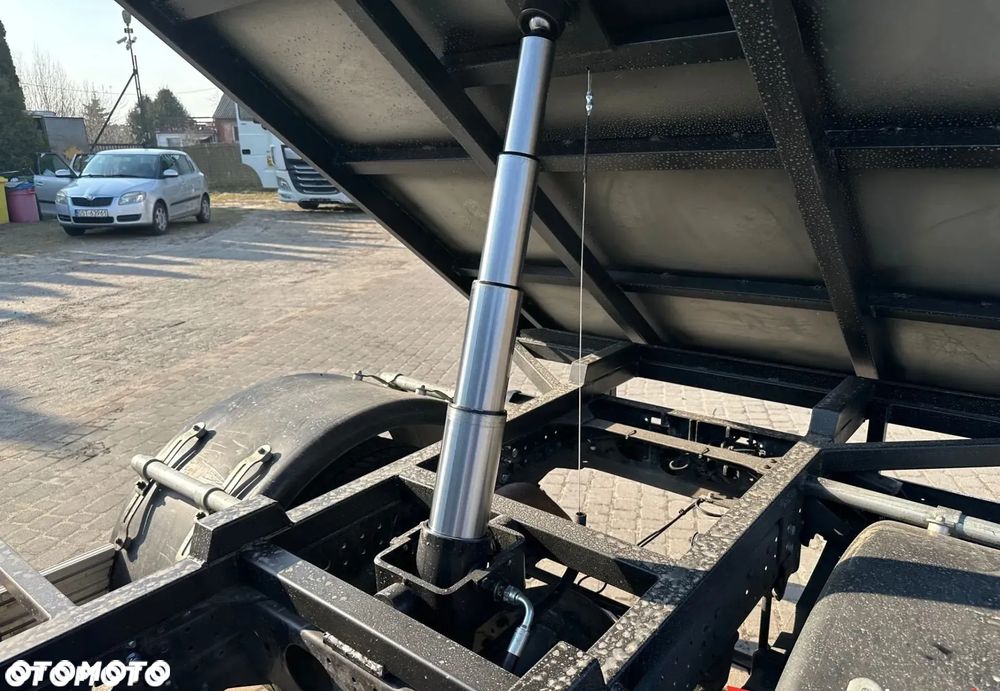 Mitsubishi FUSO WYWROTKA PIERWSZY WŁAŚCICIEL TYLKO 23777 km NOWA - 3