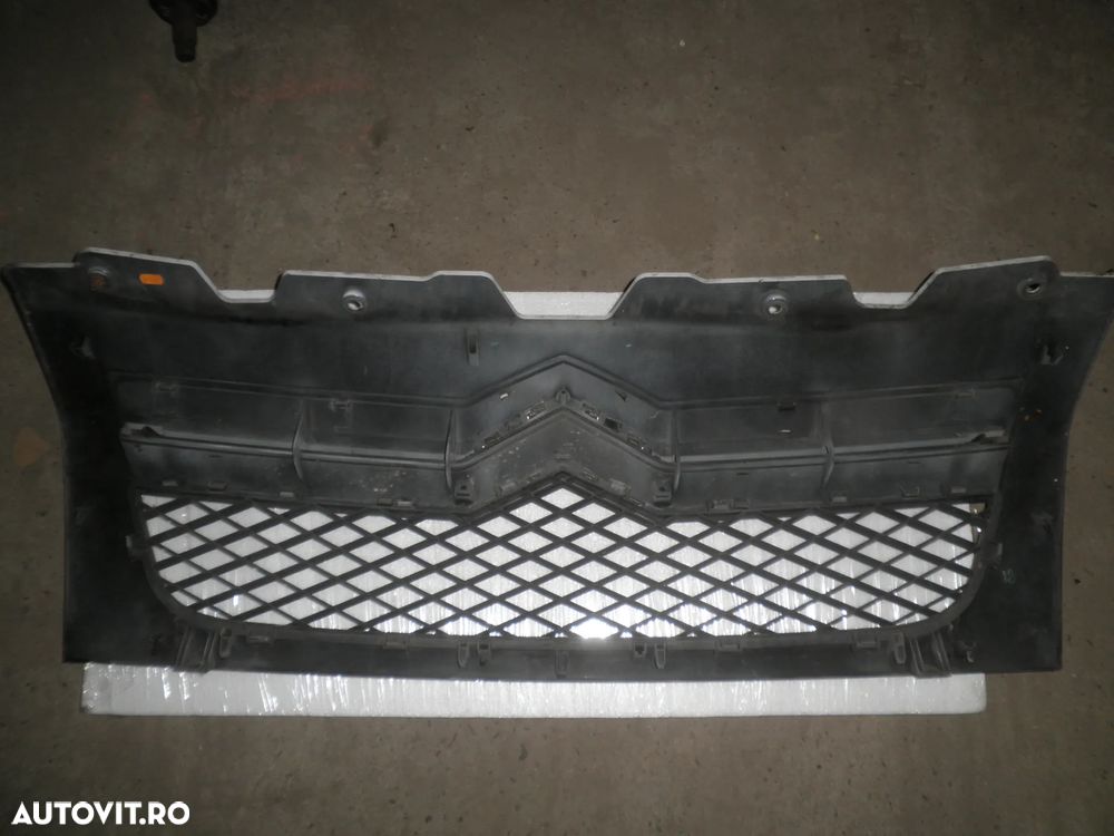 Grila fata Citroen Jumper 2012 1308069070 - 2