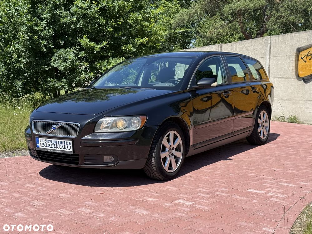 Volvo V50 - 1