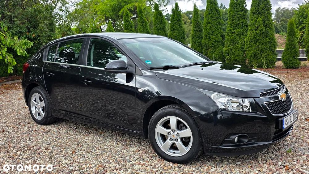 Chevrolet Cruze - 19